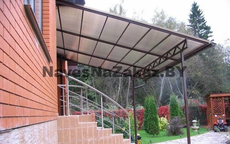 Односкатный навес над крыльцом 4 м на 5 м по лучшей цене Односкатный навес над крыльцом 4 м на 5 м