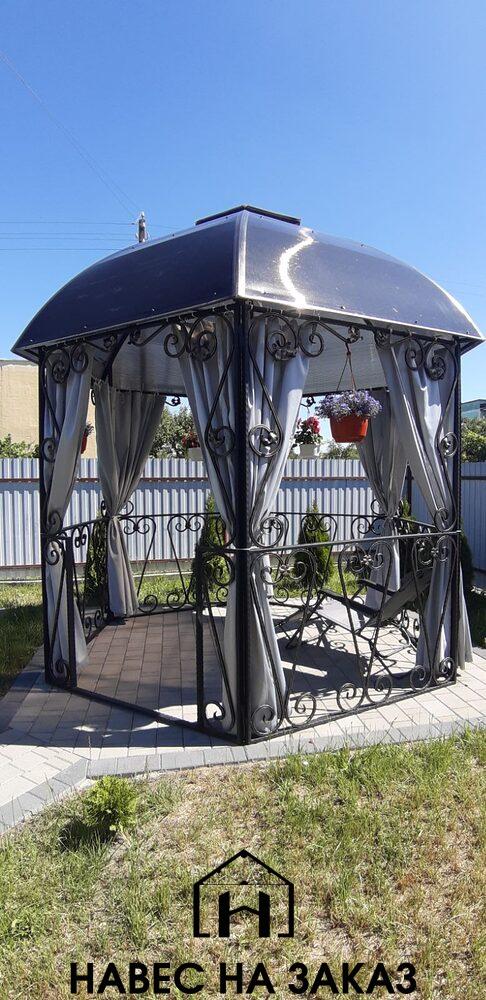 Беседка для отдыха с коваными элементами по лучшей цене Беседка для отдыха с коваными элементами